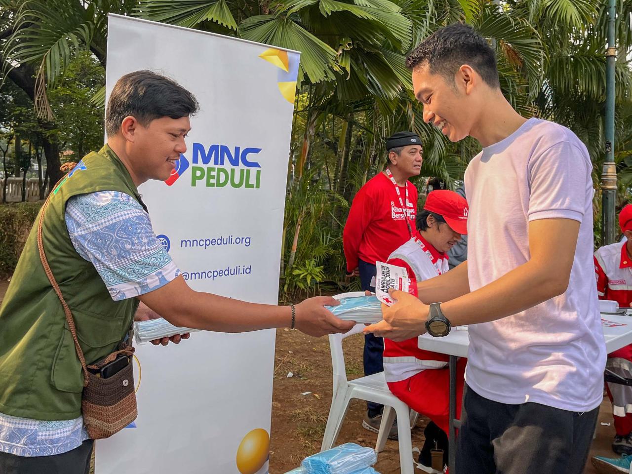 MNC Peduli dan PMI Jakpus Gelar Layanan Kesehatan di CFD Jakarta