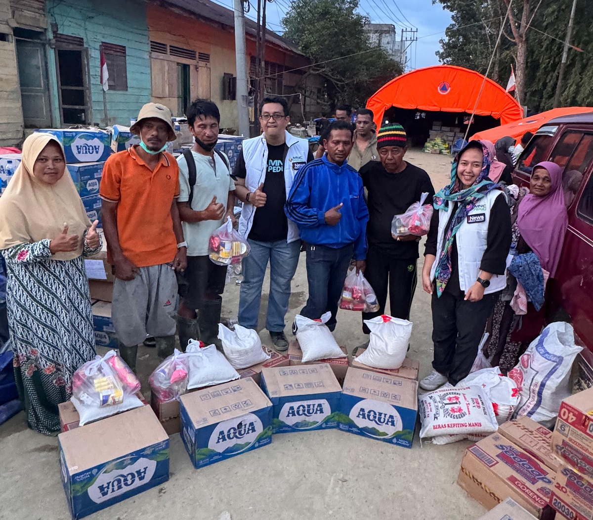 Ringankan Beban Warga Terdampak Banjir, MNC Peduli Salurkan Bantuan ke Kuala Simpang